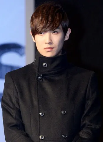 Lee Joon